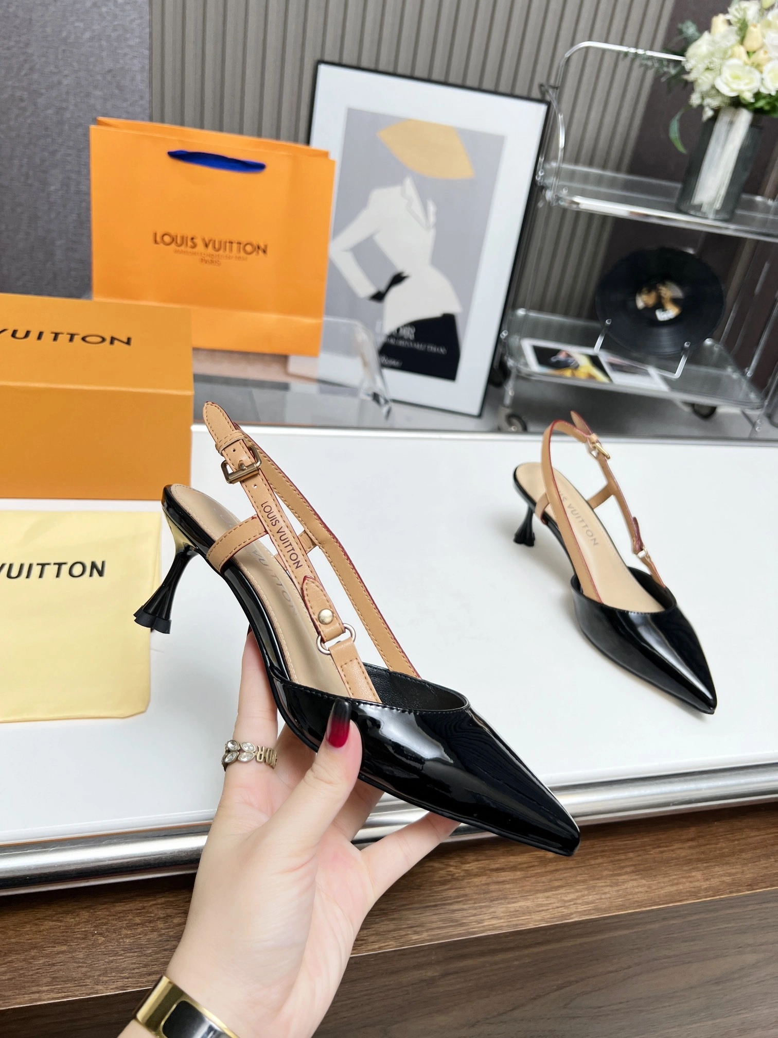 COCO-- 8V 1ACBIX cowhide Heel height：5.5CM item:D-X000I0353